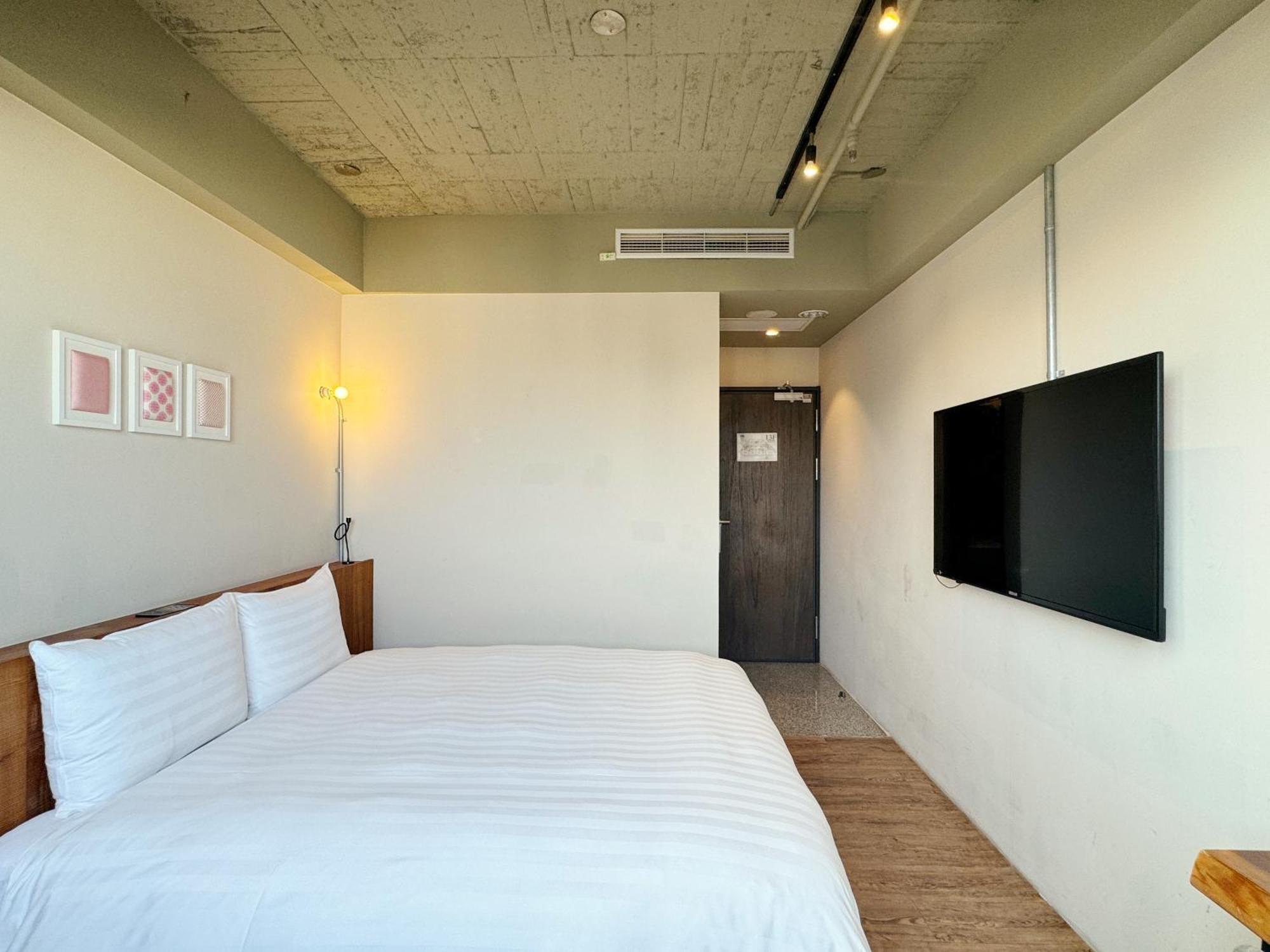 Roaders Hotel Tainan Chengda Номер фото