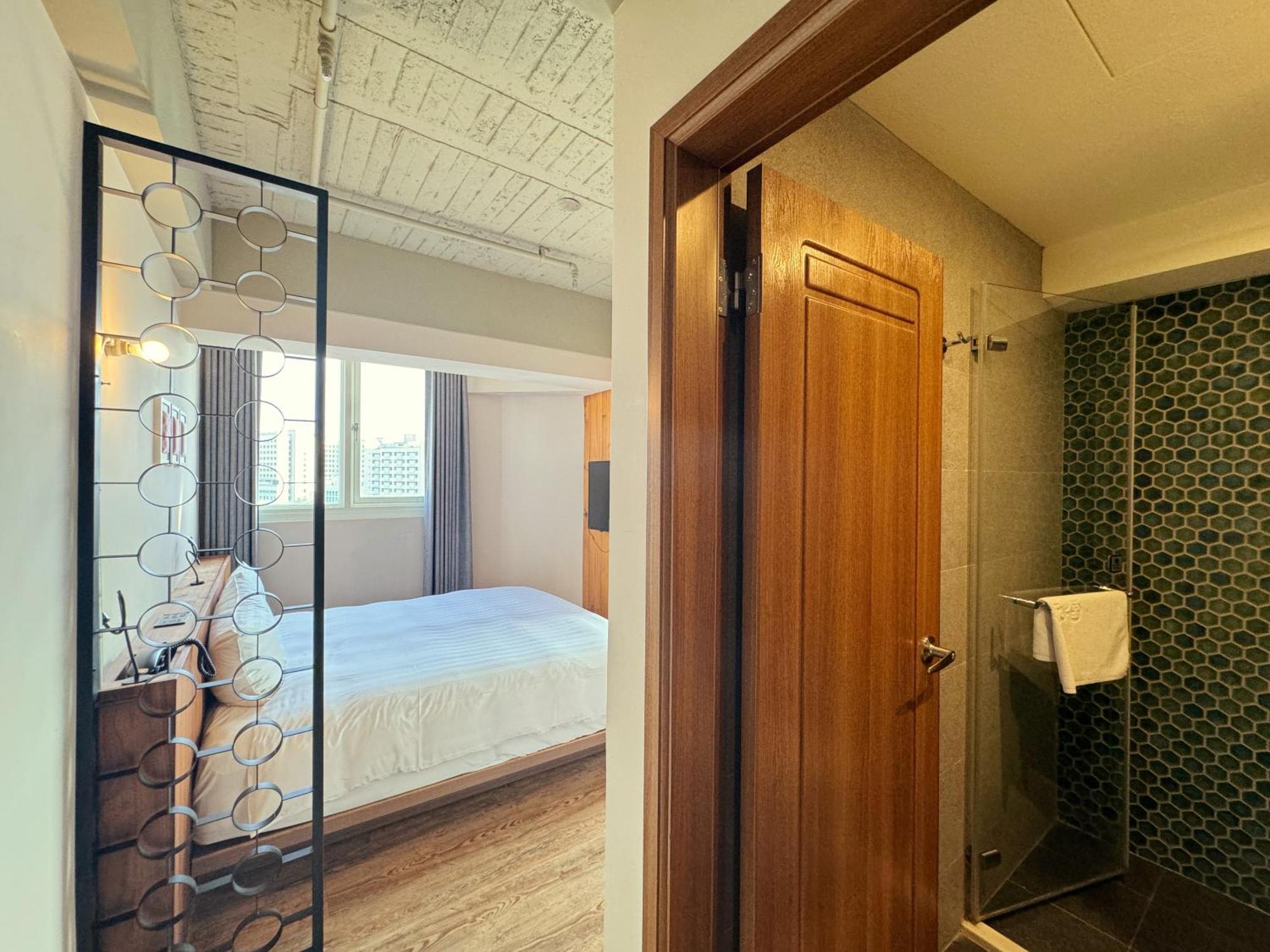 Roaders Hotel Tainan Chengda Номер фото